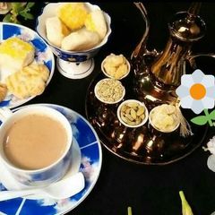 A picture of Fennel seeds cardamom and jaggery tea☕💚.