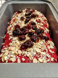 Una foto de PAN ROJO, De Avena y Arándanos🍒...!