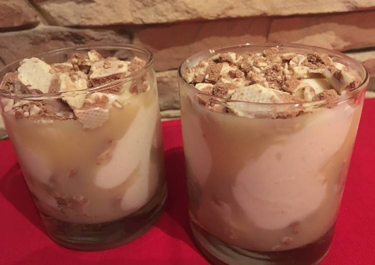 McFlurry de filipinos blancos con sirope de chocolate blanco
