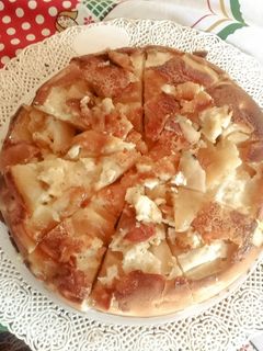 Una foto de Torta de manzanas invertida