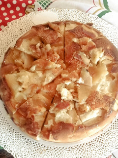 Una foto de Torta de manzanas invertida