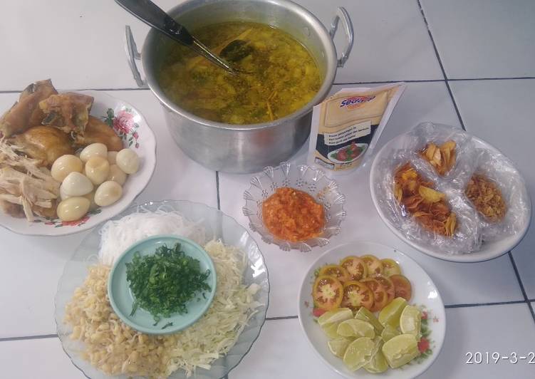 Soto ayam