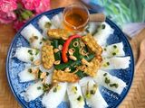 Bánh Hỏi Tempeh Cuốn Lá Lốt Chay