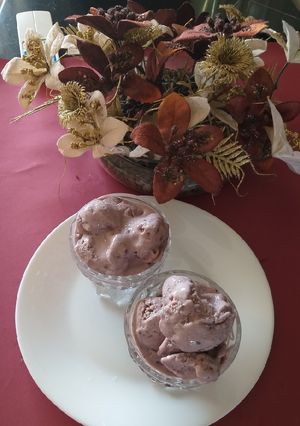 A picture of Black current creamy icecream.