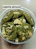 Matcha Almond Cookies