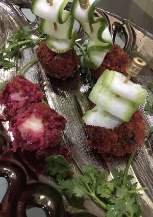 A picture of Rice Beetroot Pops.