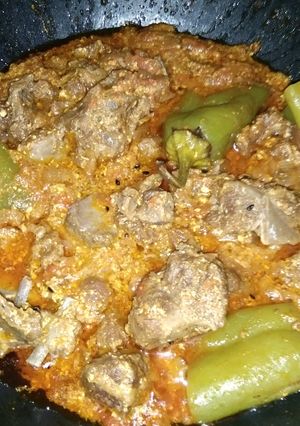 A picture of Mutton achar gosht.