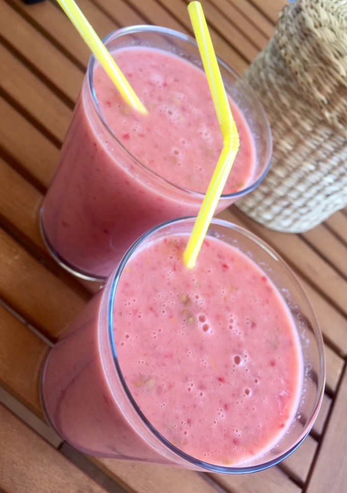 Una foto de Batido de sandía y fresas Thermomix