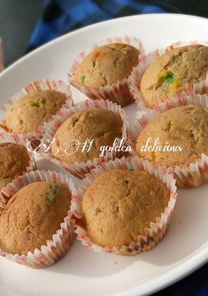 A picture of Plain Vanilla cupcakes (PVC).