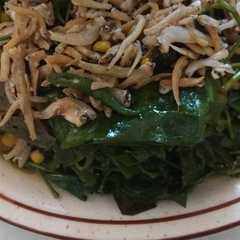 รูปของ Daun melinjo tumis jagung teri