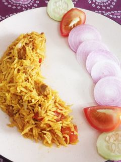 सोया बड़ी के चावल (soya vadi ka chawal recipe in Hindi) रेसिपी मुख्य फोटो