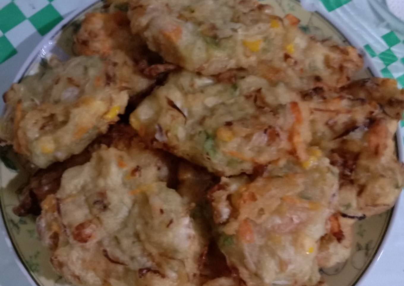 Bakwan sayur komplit