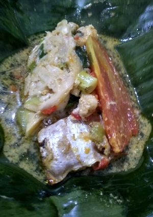 Foto resep Bothok jamur tiram + ikan pe (ikan asap)