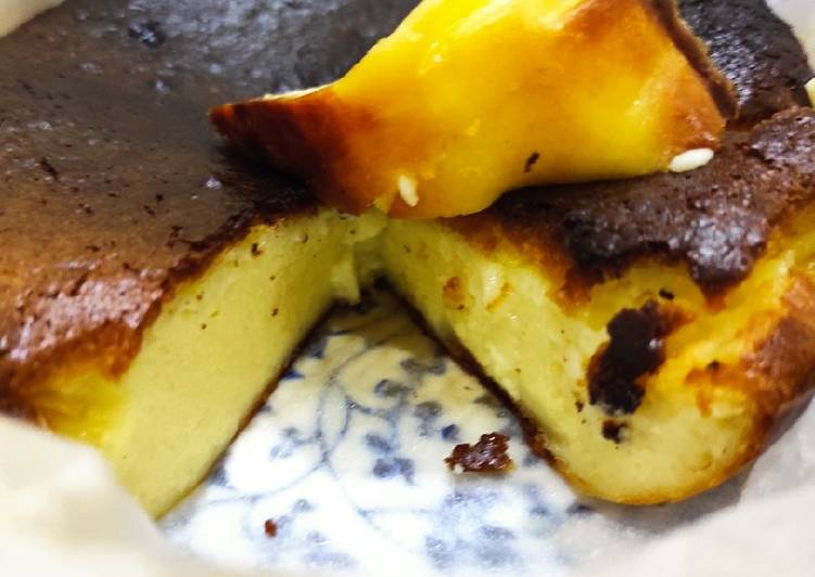 Resep Basque burnt cheesecake anti gagal yang Enak