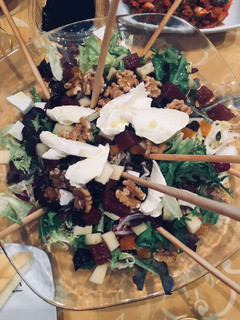 Una foto de Ensalada de Navidad con frutos secos