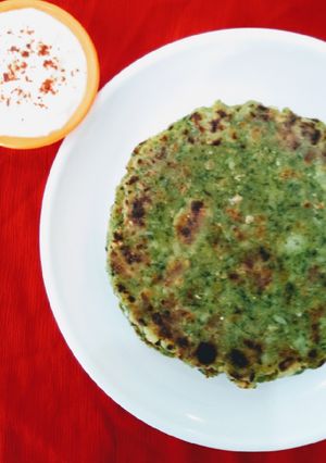 A picture of Methi Aloo Thepla.