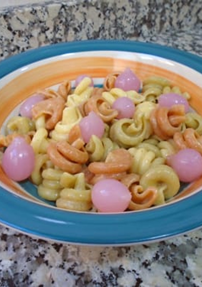 Una foto de Ensalada de pasta con salsa agridulce de sésamo