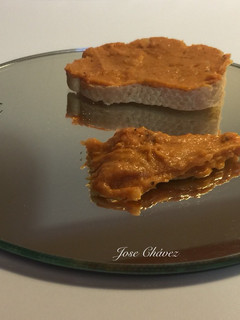 Una foto de Chorizo de untar (sobrasada) de soja texturizada 100% vegetal