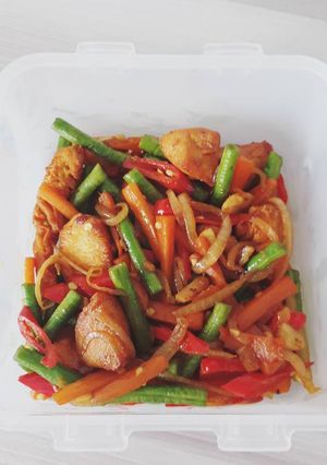Foto resep Ayam kunyit ala thai / ala malaysia sederhana untuk anak kost