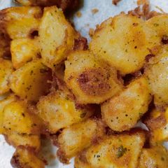 A picture of Ramzan Special : Crispy Potatos for Iftar.