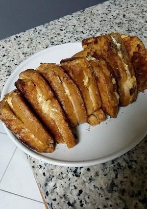 A picture of Chicken cheesy sandwich.