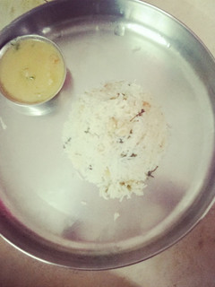 தேங்காய் பால் சாதம் (thengai paal saatham recipe in tamil) செய்முறை முக்கிய புகைப்படம்