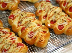 Foto resep Roti Sosis Caterpillar menggunakan Tang Zhong/Water Roux 
