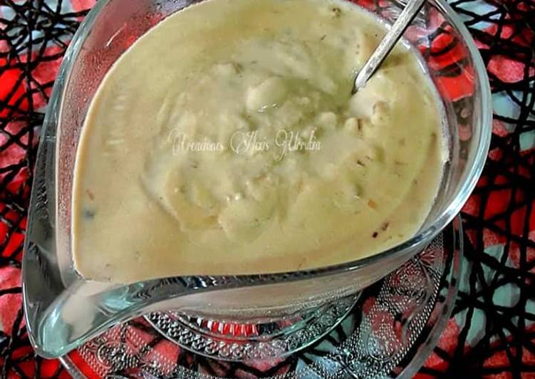 Salsa a la pimienta verde para acompañar carnes blancas
