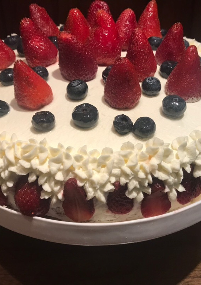 Una foto de Torta de frutos rojos