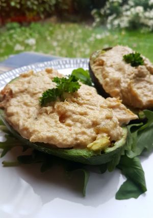 Une photo de Avocats farcis au thon