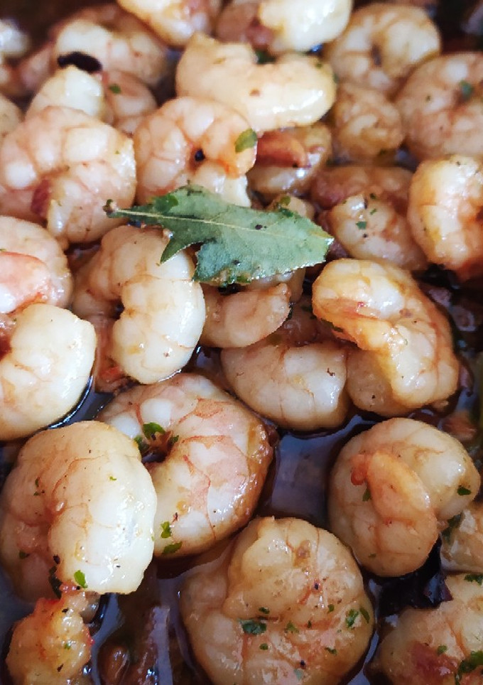Una foto de Gambas al ajillo a mi manera