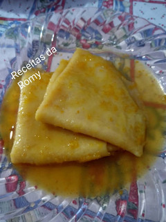 Foto de Crepes com Molho de Laranja