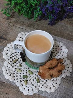 मसाला चहा (Masala Chai Recipe In Marathi) रेसिपी चे मुख्य फोटो