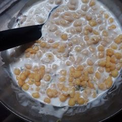 Kara boondi Raita with hung curd Restaurant style A picture of Kara boondi Raita with hung curd Restaurant style.