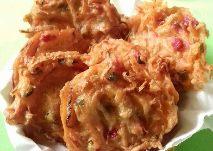 Langkah Mudah untuk Menyiapkan Bakwan Kulit Buah Naga,Patah (Pepaya Mentah) Kriuk Kriuk 💖💖 yang Bikin Ngiler