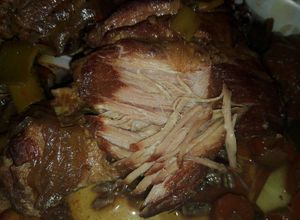 Una foto de Cerdo braseado "pulled pork"