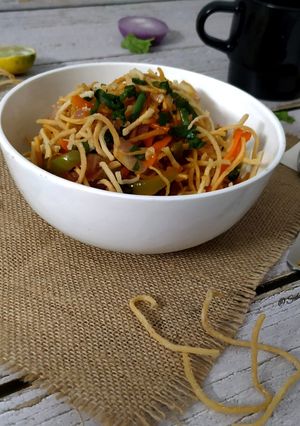A picture of Chinese Bhel.