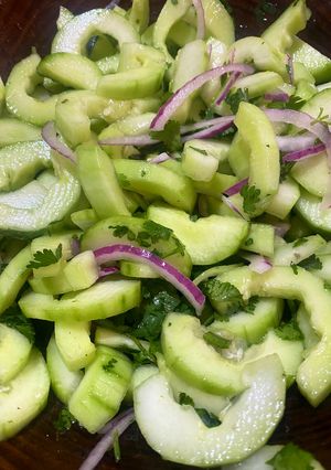 Una foto de Ensalada de pepino