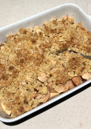 Une photo de Crumble aux pommes aux flocons d’avoine