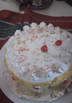 A picture of Eggless pineapple cake.