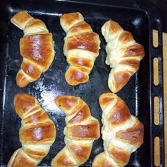 A picture of Simple Croissants.