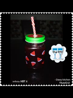 A picture of Zobo drink.
