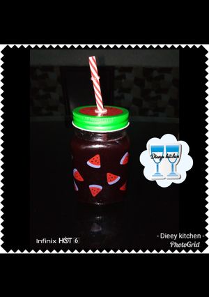 A picture of Zobo drink.