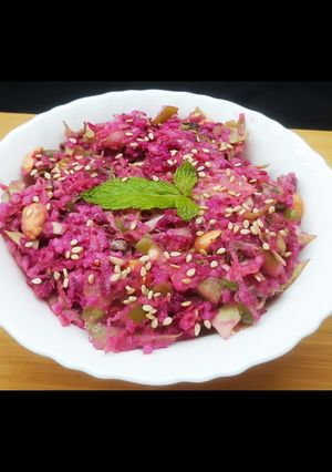 દલિયા સેલેડ (Daliya Salad Recipe In Gujarati) રેસીપી મુખ્ય ફોટો