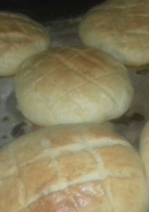 Una foto de Pan para hamburguesas🍔