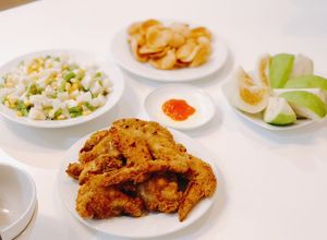 Hình của món Cánh gà tẩm bột chiên bằng nồi chiên không dầu.