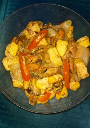 Foto resep Tumis kerang tahu pedas