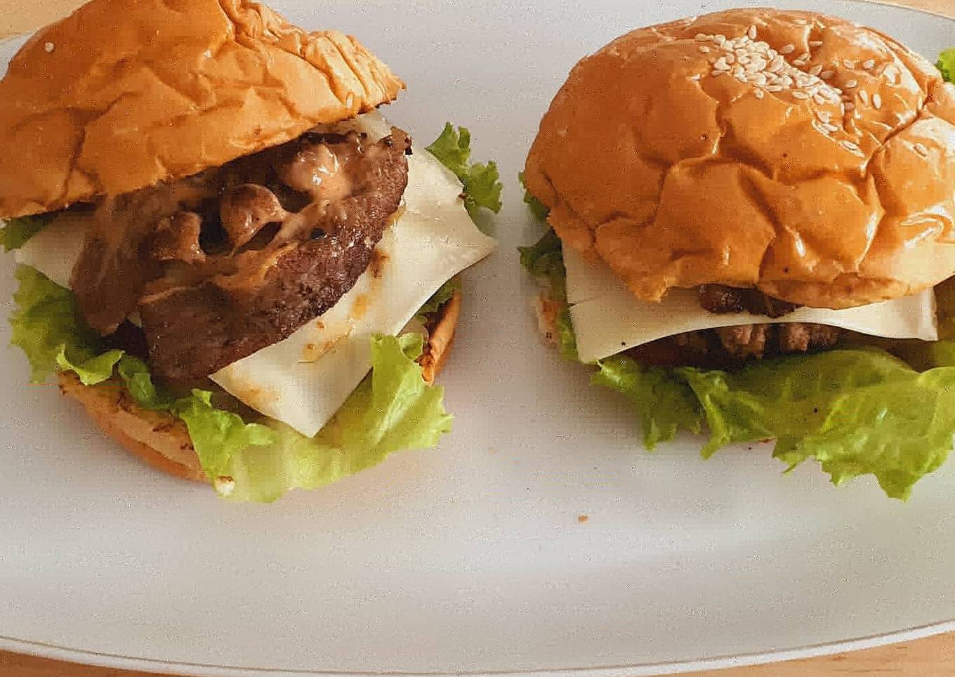 Burger keju dan beef bacon spesial