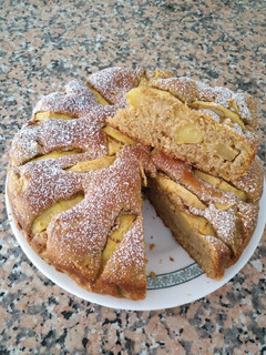 Una foto de Bizcocho de mascarpone y manzana