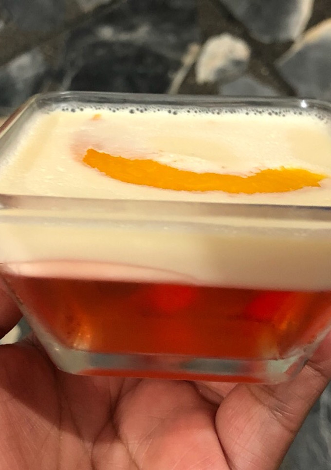 Una foto de Gelatina de Durazno c/ Queso Crema